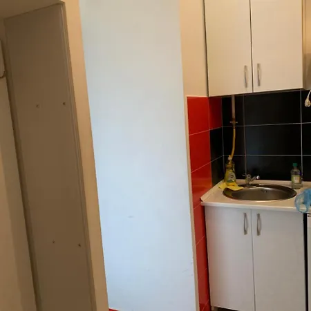 5kotliarska Moisha House Апартаменти
